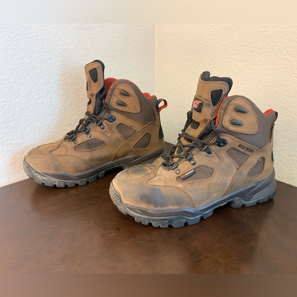 Red Wing 6674 Truhiker waterproof safety toe hiker 6" boots Men's Size 9.5